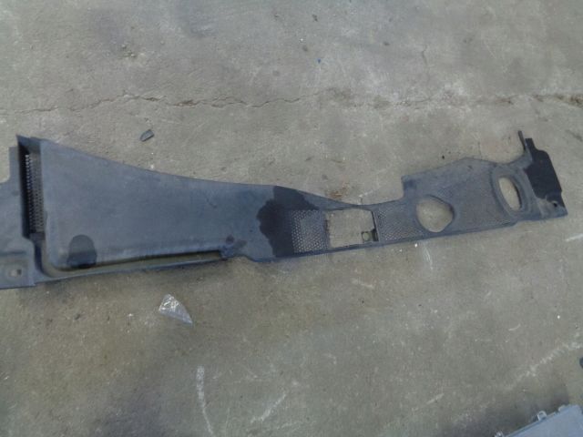 AUDI A4 8K B8 PODSZYBIE 8K1819447