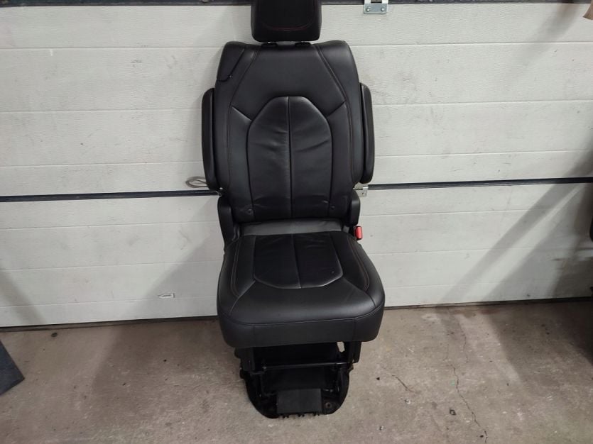 CHRYSLER PACIFICA 2017 F0TEL TYL TYLNY PRAWY SKORA