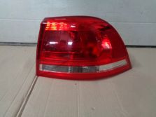 VW TOUAREG II 7P LAMPA PRAWA TYL TYLNA 7P6945096B