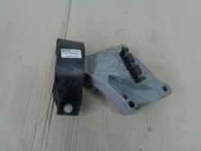 DACIA SANDERO III PODUSZKA SILNIKA 112844547R