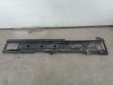 VW TOUAREG II 7P LISTWA BAGAZNIKA LEWA 7P0863599A