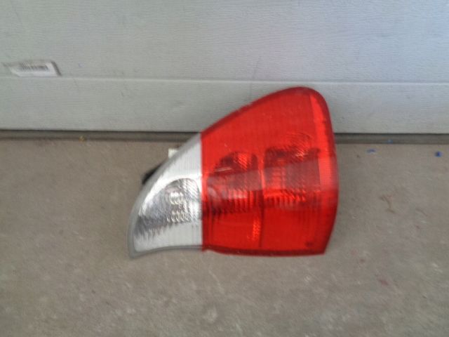 BMW X5 E53 LIFT 3.0D LAMPA PRAWA TYL TYLNA