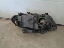 BMW X5 E53 LIFT 3.0D LAMPA PRAWA PRZOD XENON KPL
