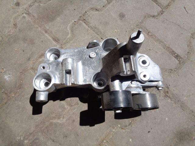 RENAULT MASTER III 2.3 LAPA ALTERNATORA 117102273R