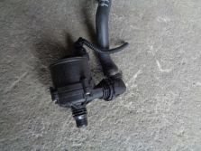 BMW 7 G11 DODATKOWA POMPA WODY 9424349