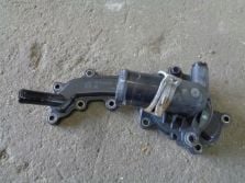 DODGE CHALLENGER 16 OBUDOWA TERMOSTATU 05184653AF