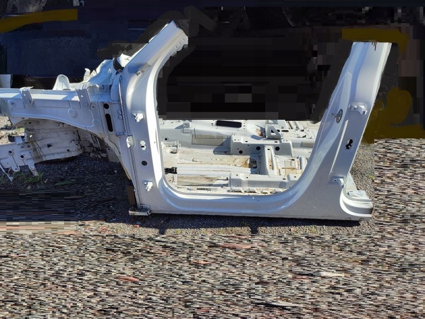 VW ATLAS CROSS CWIARTKA SLUPEK PROG LEWY LEWA 3CM
