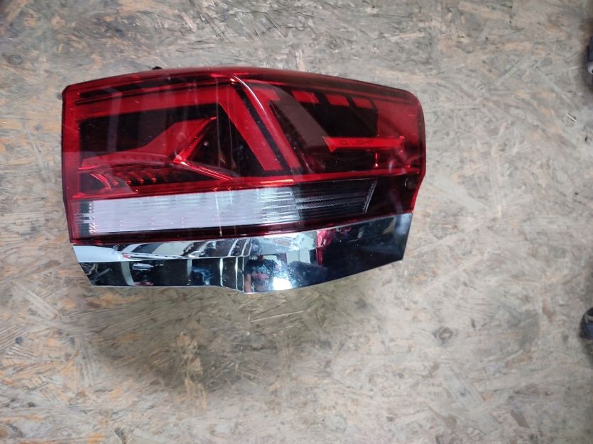 VW ATLAS TERAMONT LIFT 2021 LAMPA PRAWA TYL TYLNA