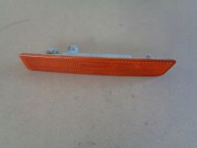DODGE CHALLENGER OBRYSOWKA LED PRAWA 68195788AB