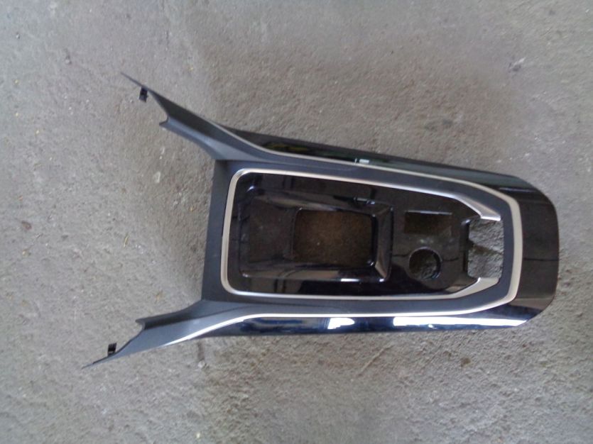 PEUGEOT 308 II T9 2.0 HDI RAMKA DZWIGNI BIEGOW
