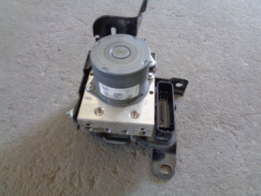 PEUGEOT 308 II T9 2.0 HDI POMPA ABS 9832278080