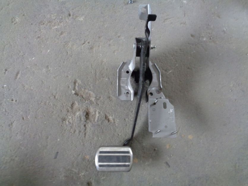 PEUGEOT 308 II T9 2.0 HDI PEDAL HAMULCA HAMULEC
