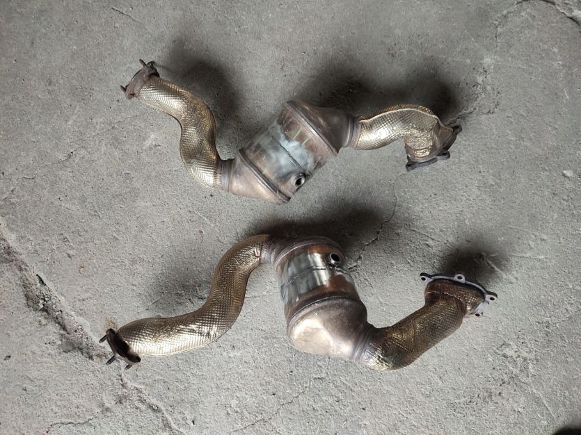 AUDI S8 A8 D4 S6 S7 RS6 RS7 KATALIZATORY PUSTE
