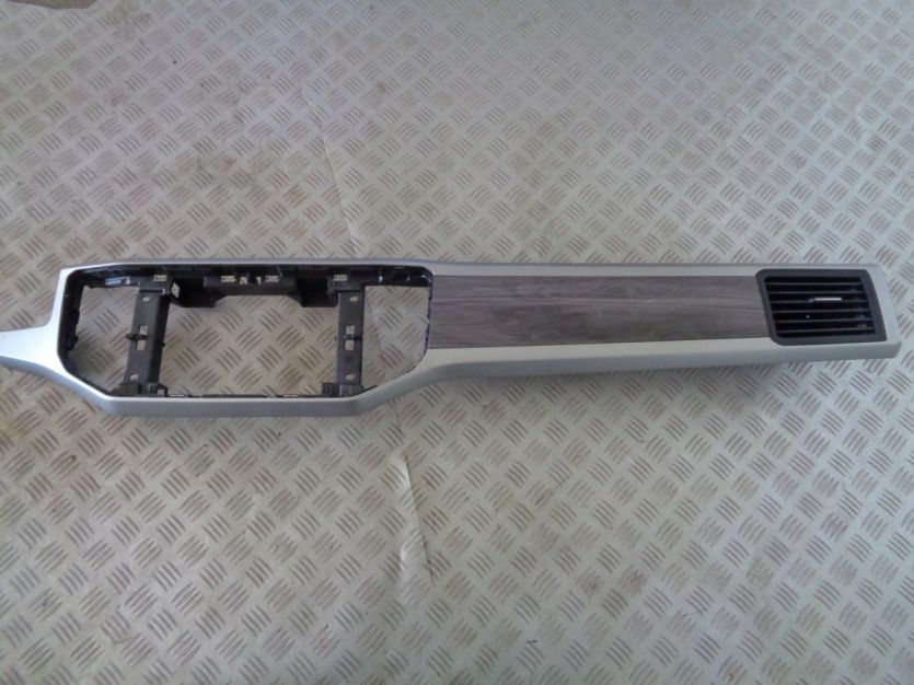 VW ATLAS CROSS PANEL DESKI KONSOLI KRATKA NAWIEWU