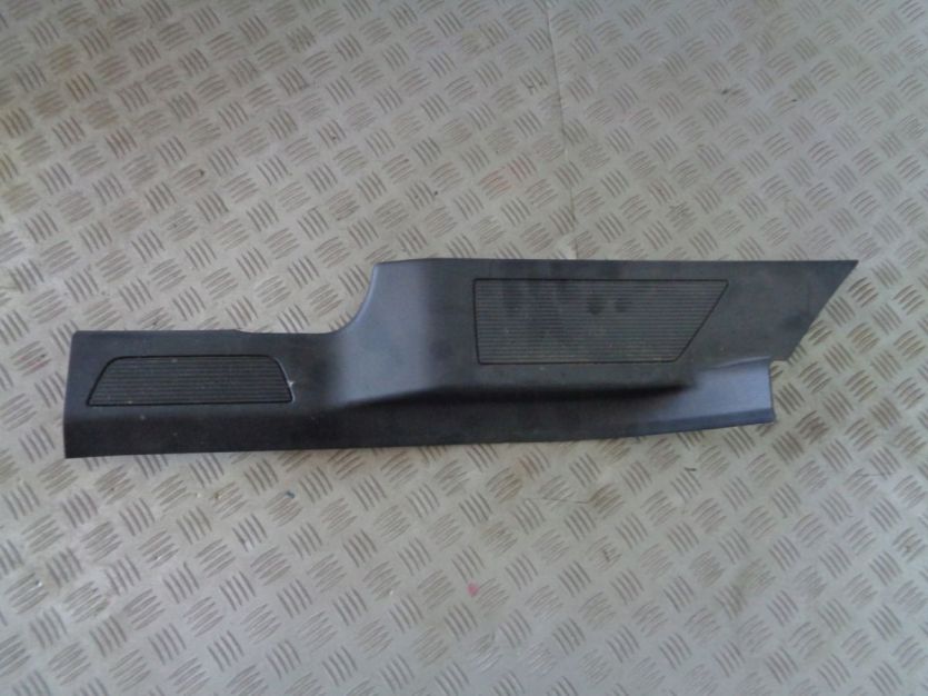 VW ATLAS CROSS LISTWA PROGOWA LEWA TYL 3CN853369