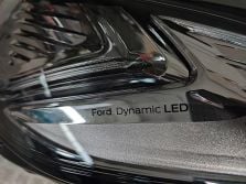 FORD MONDEO MK5 LAMPA LED DYNAMIC LEWA PRZOD