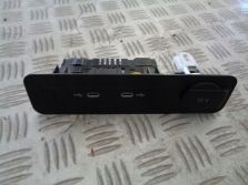 VW ATLAS CROSS PORT GNIAZDO USB ZAPALNICZKA