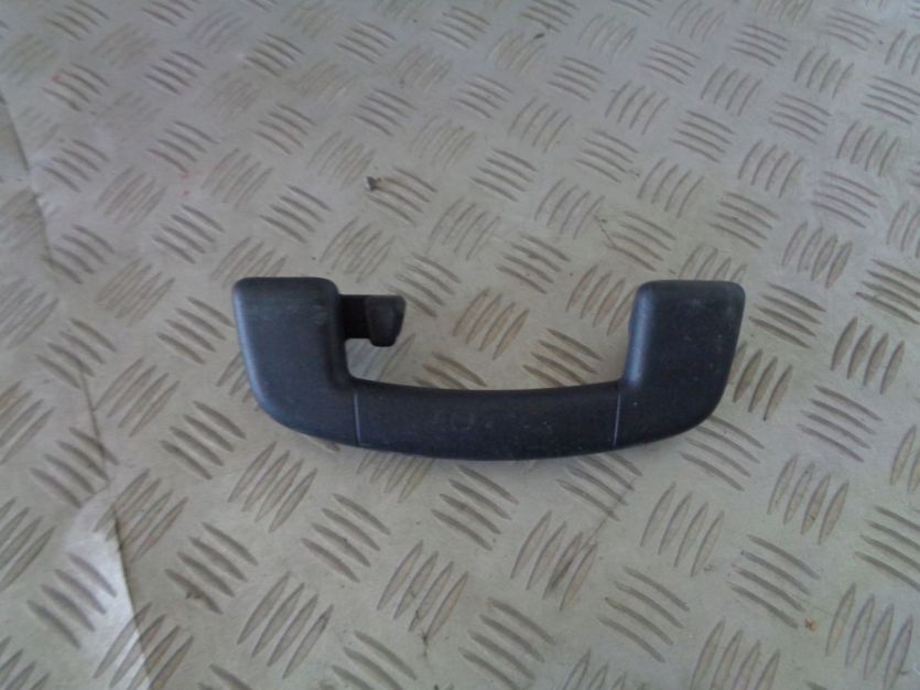 VW ATLAS CROSS UCHWYT RACZKA PODSUFITKI 2G0857643