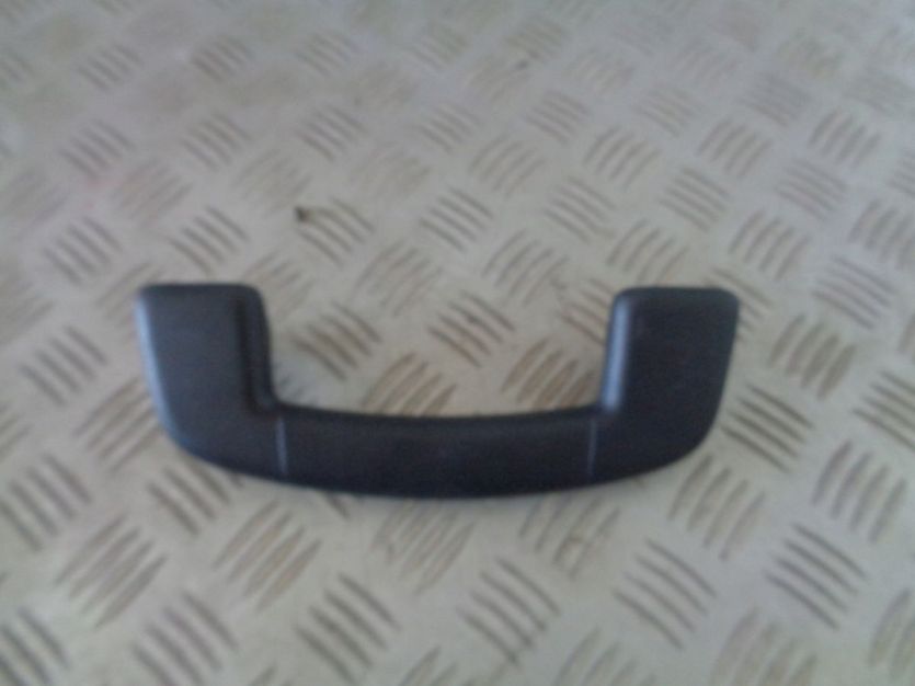 VW ATLAS CROSS UCHWYT RACZKA PODSUFITKI 2G0857607