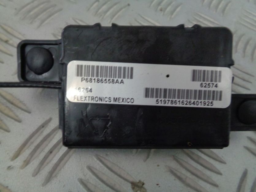 CHRYSLER PACIFICA 2017 MODUL ANTENY 68186558AA