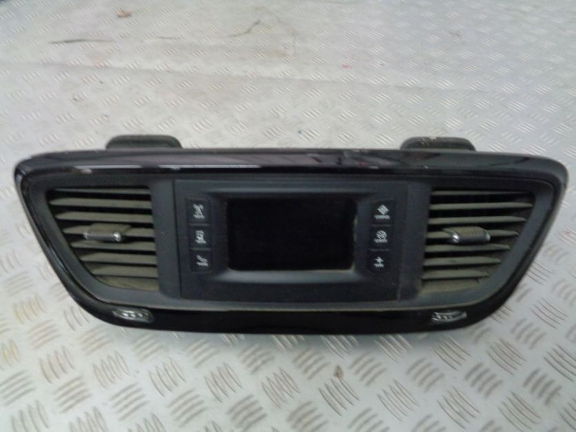CHRYSLER PACIFICA PANEL DESKI KRATKA NAWIEW RADIO