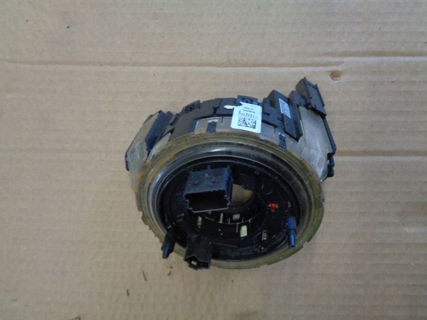 AUDI A4 B7 TASMA ZWIJACZ 4E0953541