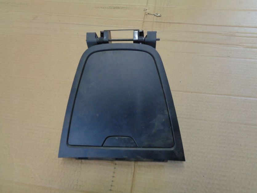 RENAULT CAPTUR SCHOWEK DESKI KONSOLI 00227631