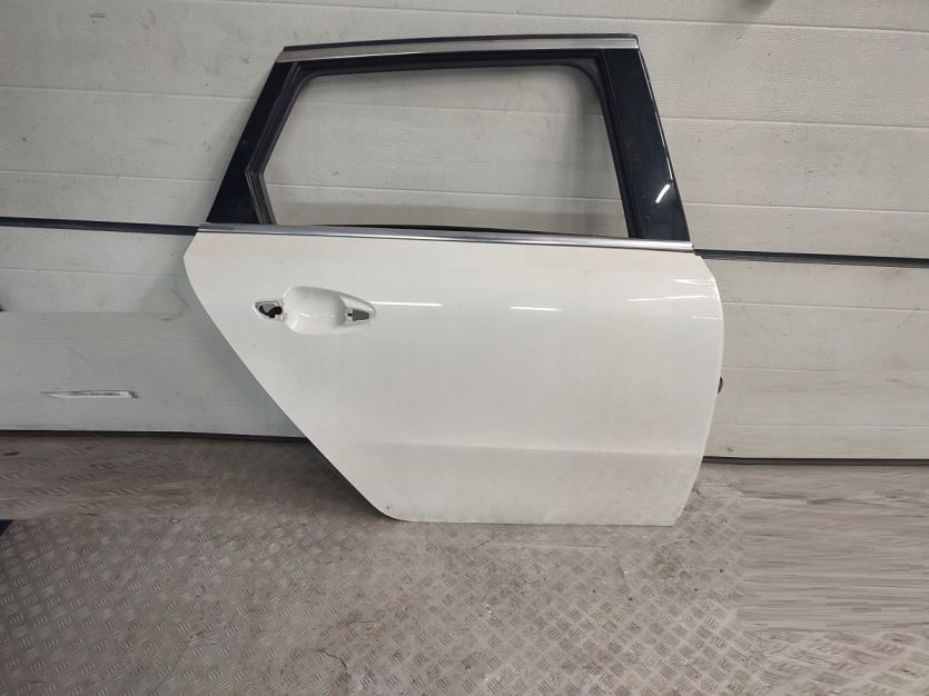 PEUGEOT 508 RXH SW KOMBI DRZWI PRAWE TYL TYLNE KWE