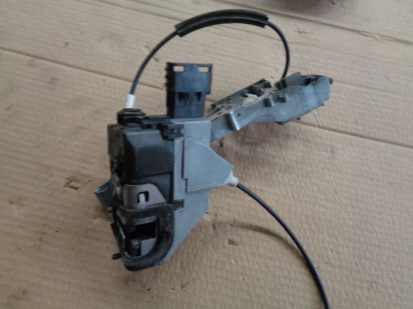 CITROEN C5 III X7 ZAMEK DRZWI PRAWY TYL 574394