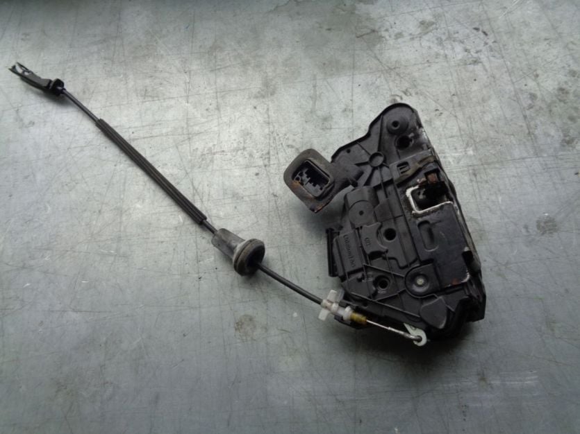 VW GOLF VI ZAMEK DRZWI PRAWY PRZOD 7PIN 5K2837016