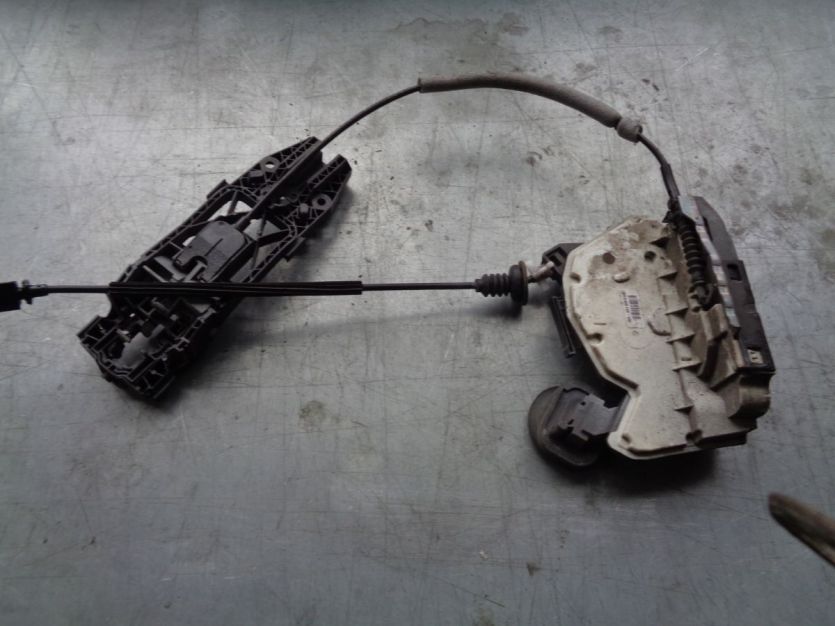 VW GOLF VI 6 ZAMEK DRZWI PRAWY TYL 7PIN 5K4839016B