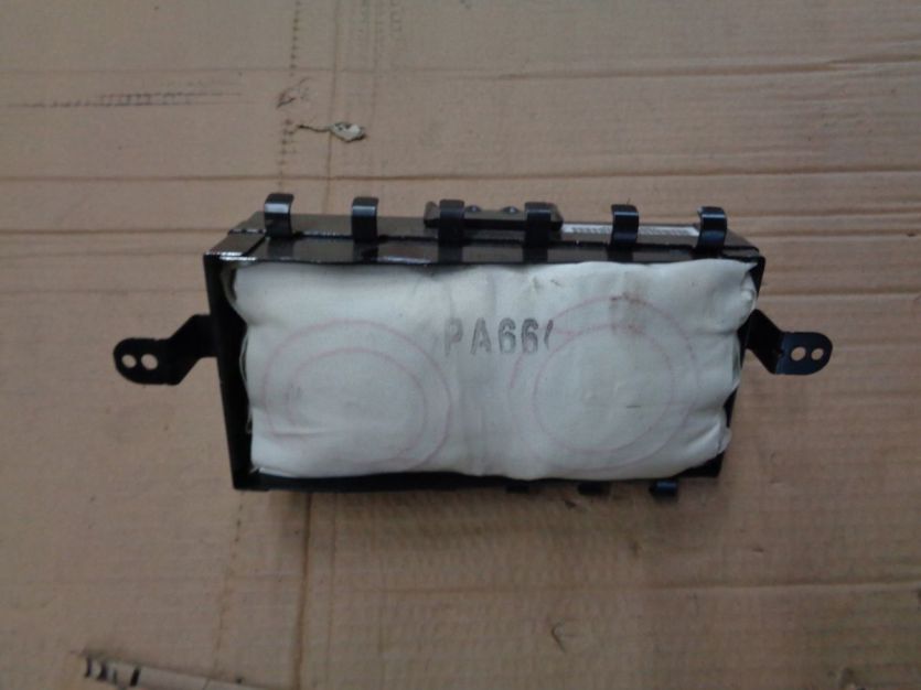 HYUNDAI I20 PODUSZKA PASAZERA PRAWA PRZOD AIRBAG