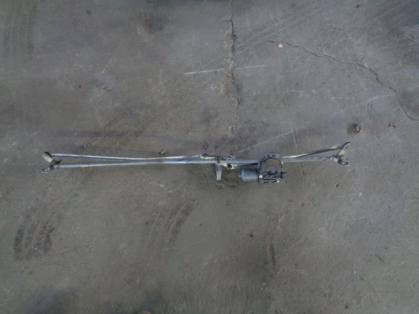 PEUGEOT 308 I T7 2010 1.6 HDI MECHANIZM WYCIERACZEK
