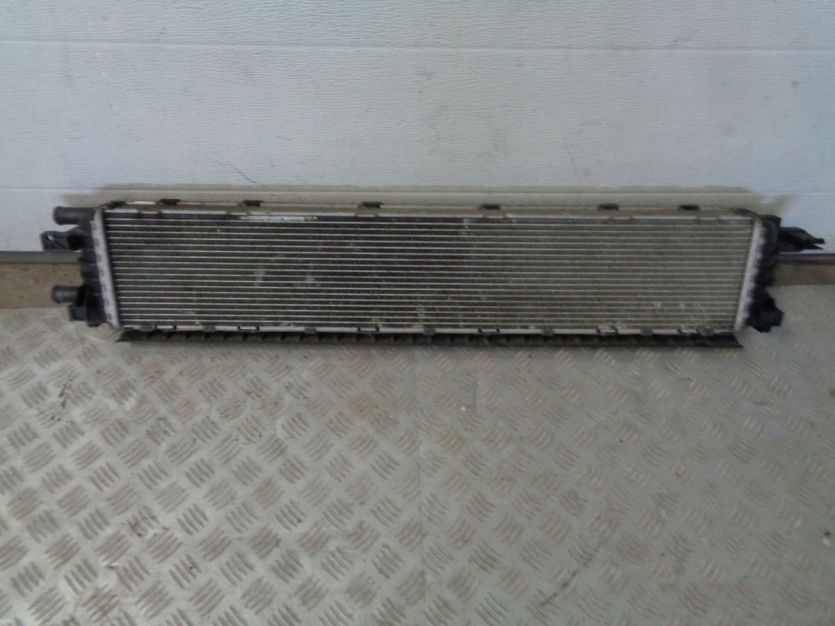 AUDI A5 A6 CHLODNICA WODY INTERCOOLERA 4G0145804D