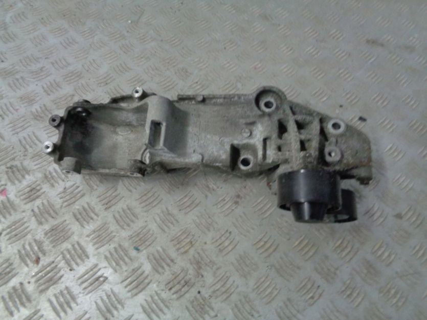 RENAULT MASTER III LAPA ALTERNATORA 117103703R