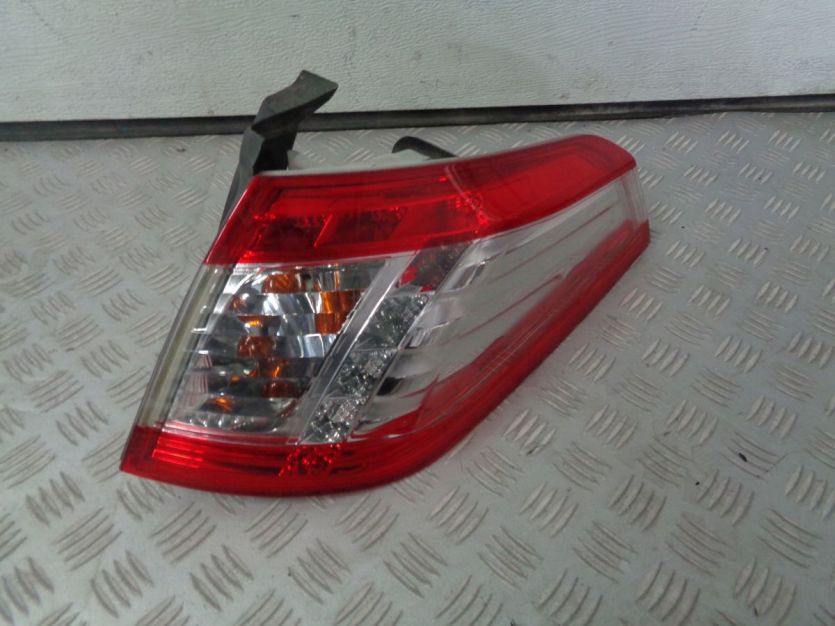 PEUGEOT 508 RXH SW LIFT LAMPA PRAWA TYL TYLNA