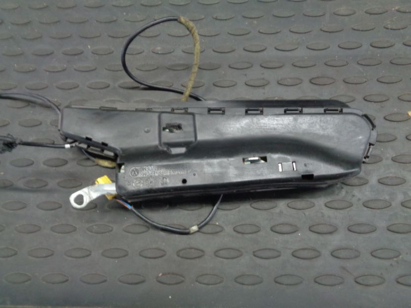 AUDI A4 B6 B7 PODUSZKA POWIETRZNA AIRBAG FOTELA PRAWA PRZOD PASAZER 8E0880242P