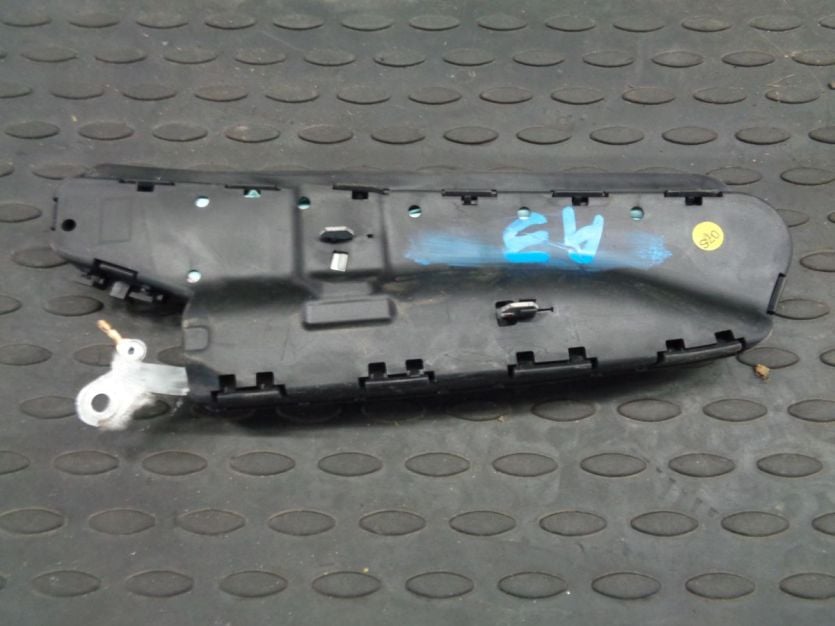 AUDI A3 8P PODUSZKA POWIETRZNA AIRBAG FOTELA PRAWA PRZOD PASAZER 1T0880242A