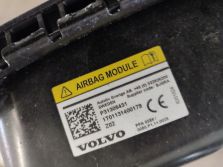 VOLVO V40 II LIFT 2014 PODUSZKA PIESZEGO P31305431