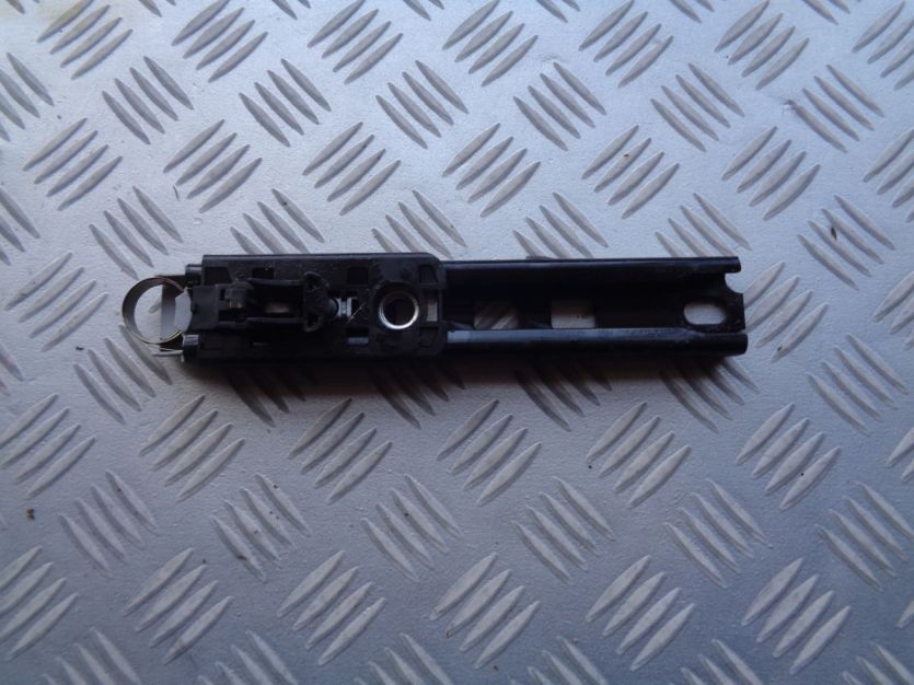 MERCEDES BENZ ML W164 SUWAK REGULACJI PASA A2118600688