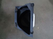 MERCEDES BENZ ML W164 SCHOWEK BAGAZNIKA 1648400005