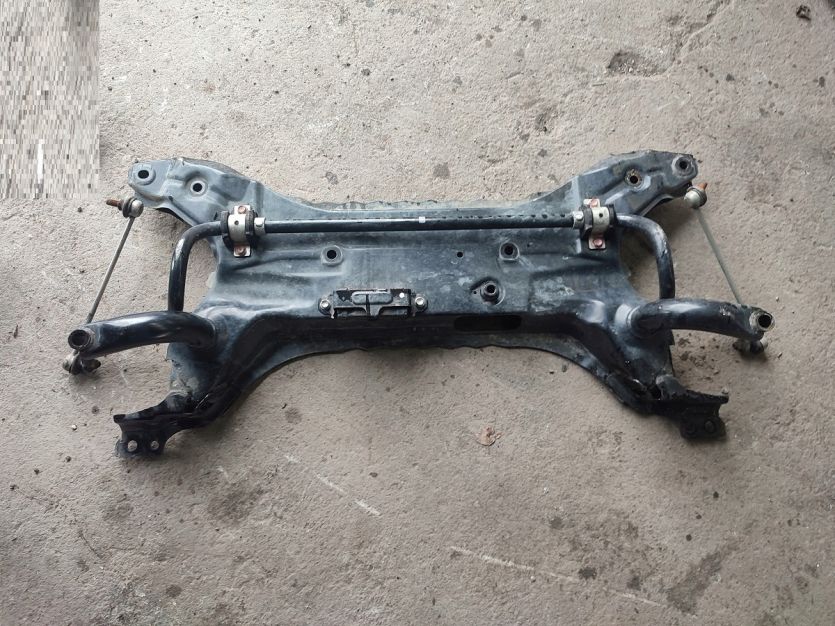 MITSUBISHI OUTLANDER III KOLYSKA RAMA WOZEK SANKI
