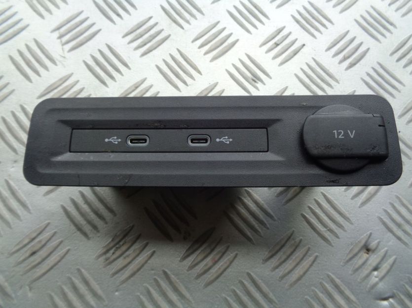 VW ATLAS 2020 PORT USB 12V C 5NA035736