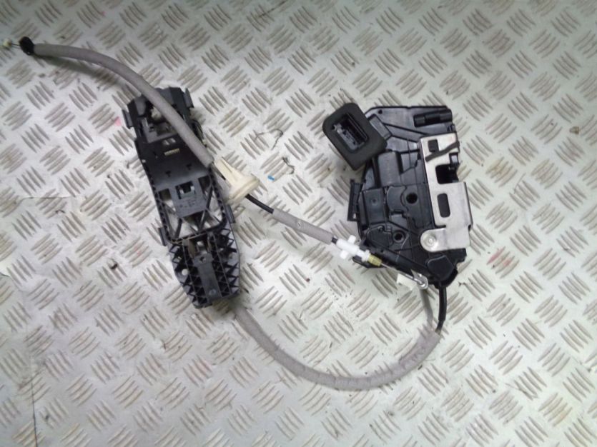 VW ATLAS ZAMEK DRZWI PRAWY PRZOD 7 PIN 5K1837016J