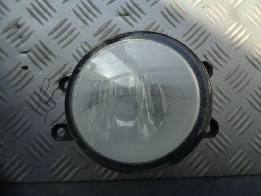 TOYOTA YARIS COROLLA HALOGEN LAMPY PRAWY 81210-0D041