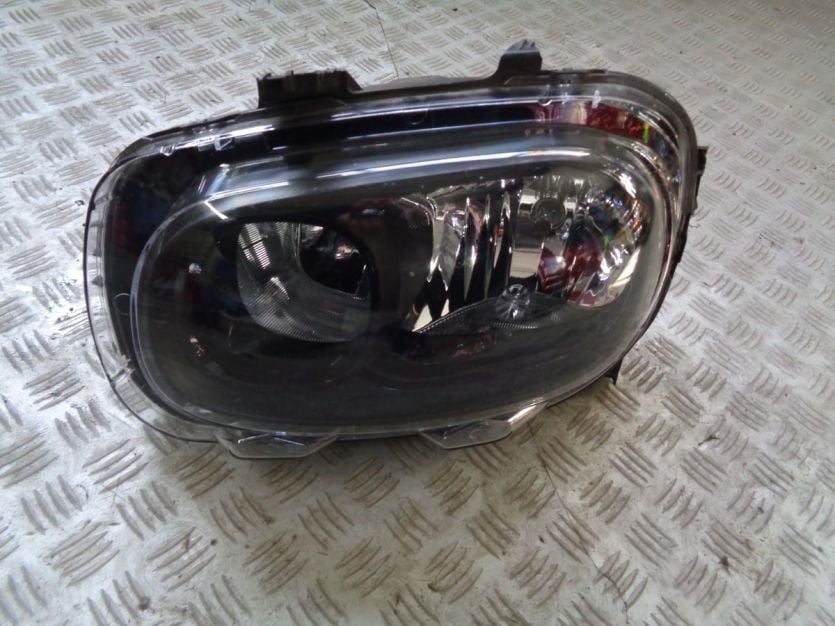 CITROEN C3 III LAMPA LEWA PRZOD PRZEDNIA 9820059680 USZKODZONA