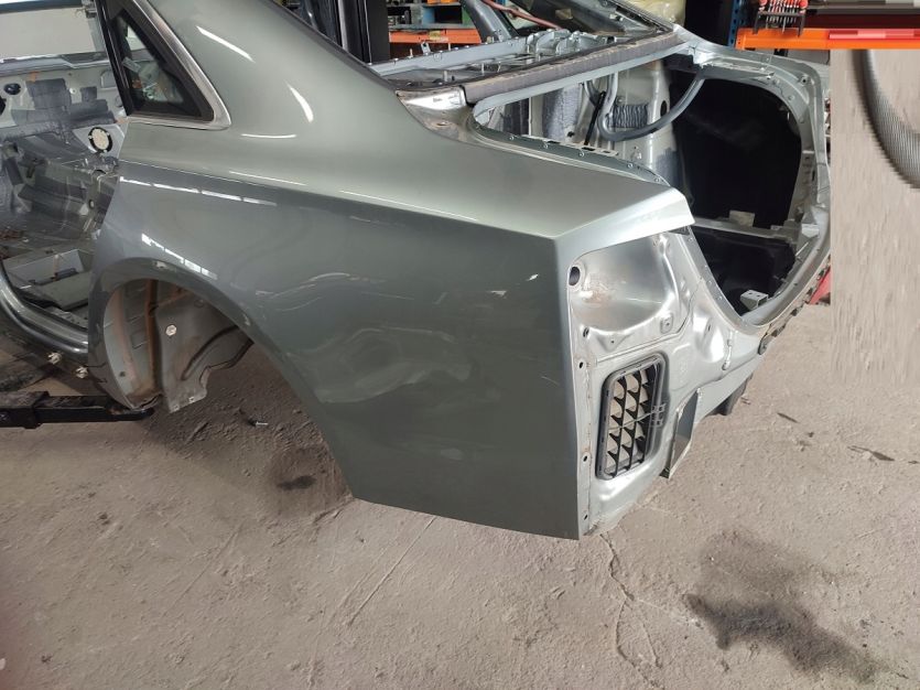 AUDI A8 D4 S8 DACH SLUPKI SZYBERDACH