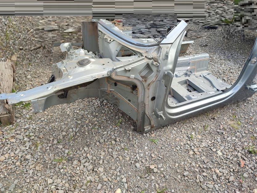 AUDI A8 D4 S8 CWIARTKA PODLUZNICA PROG LEWY LEWA