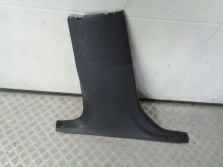 VOLVO V40 II LIFT OSLONA SLUPKA LEWA 31102351