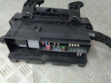VOLVO V40 II LIFT SKRZYNKA BEZPIECZNIKOW